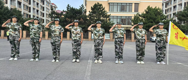 5小组毕业留念.jpg